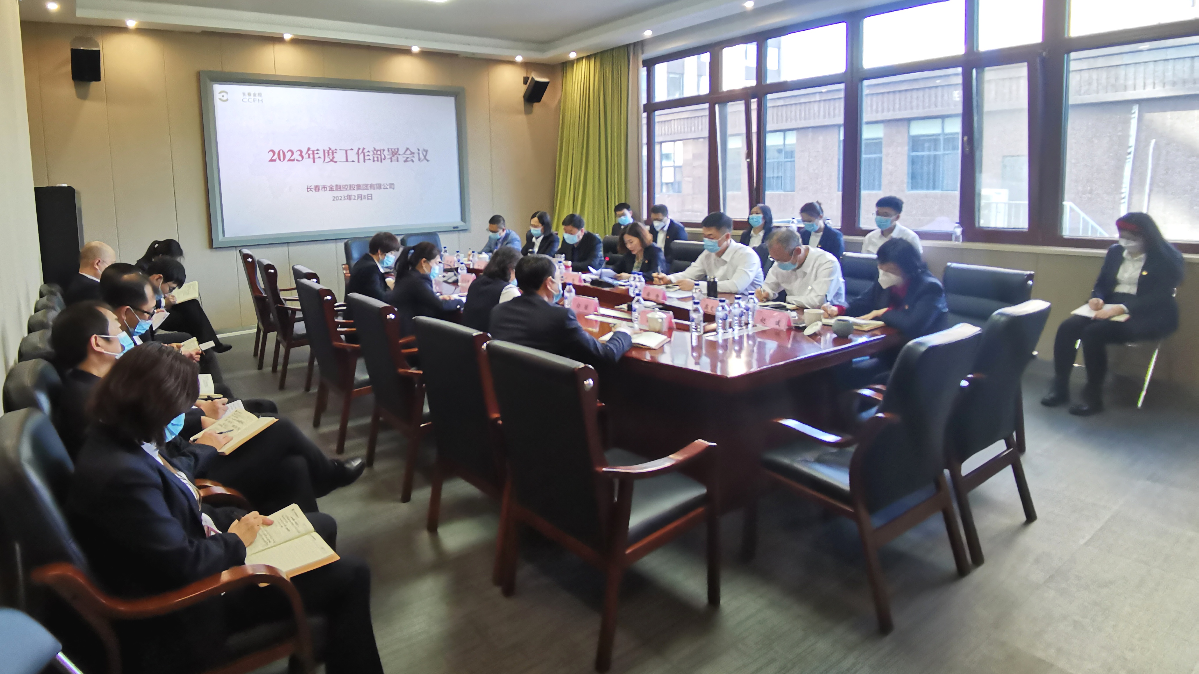 在穩(wěn)中求進中出亮點、做特色、勇突破